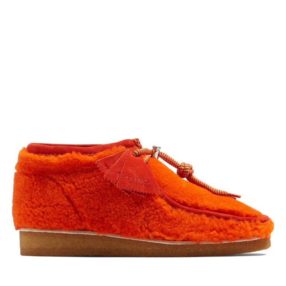 Clarks Mens Wallabee Boot Moncler 1952 Orange Shearling Orange Boots (NWT)